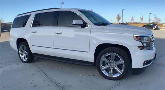 Pre-Owned 2017 Chevrolet Suburban LT 4D Sport Utility Summit White for ...